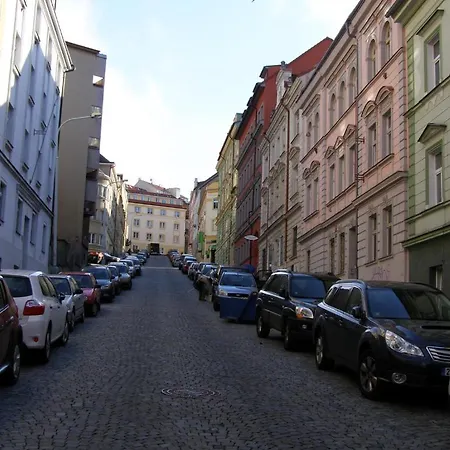 Lägenhet Apartman U Hradcan *
